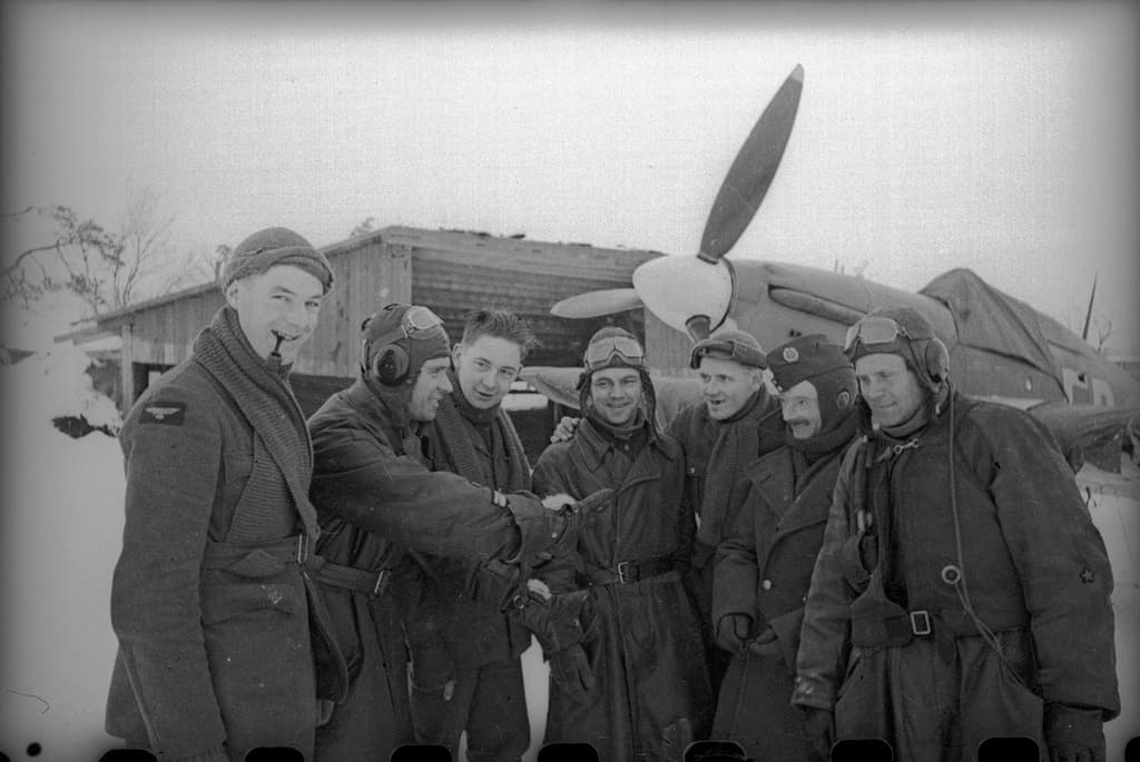 British and Soviet Pilots with the Hurricane Mk II — 1941